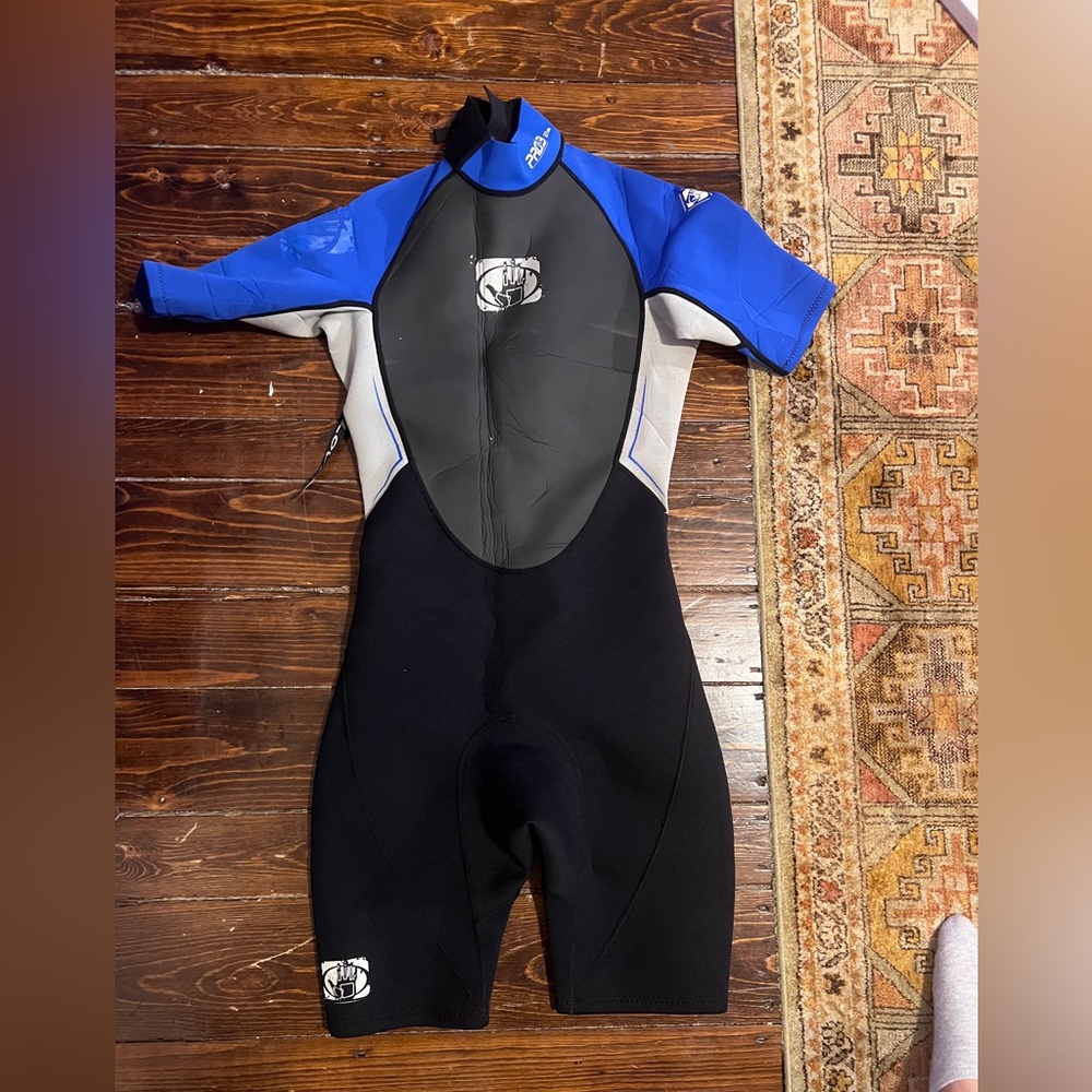 Men’s Pro 3 wetsuit 2/1mm, size small
